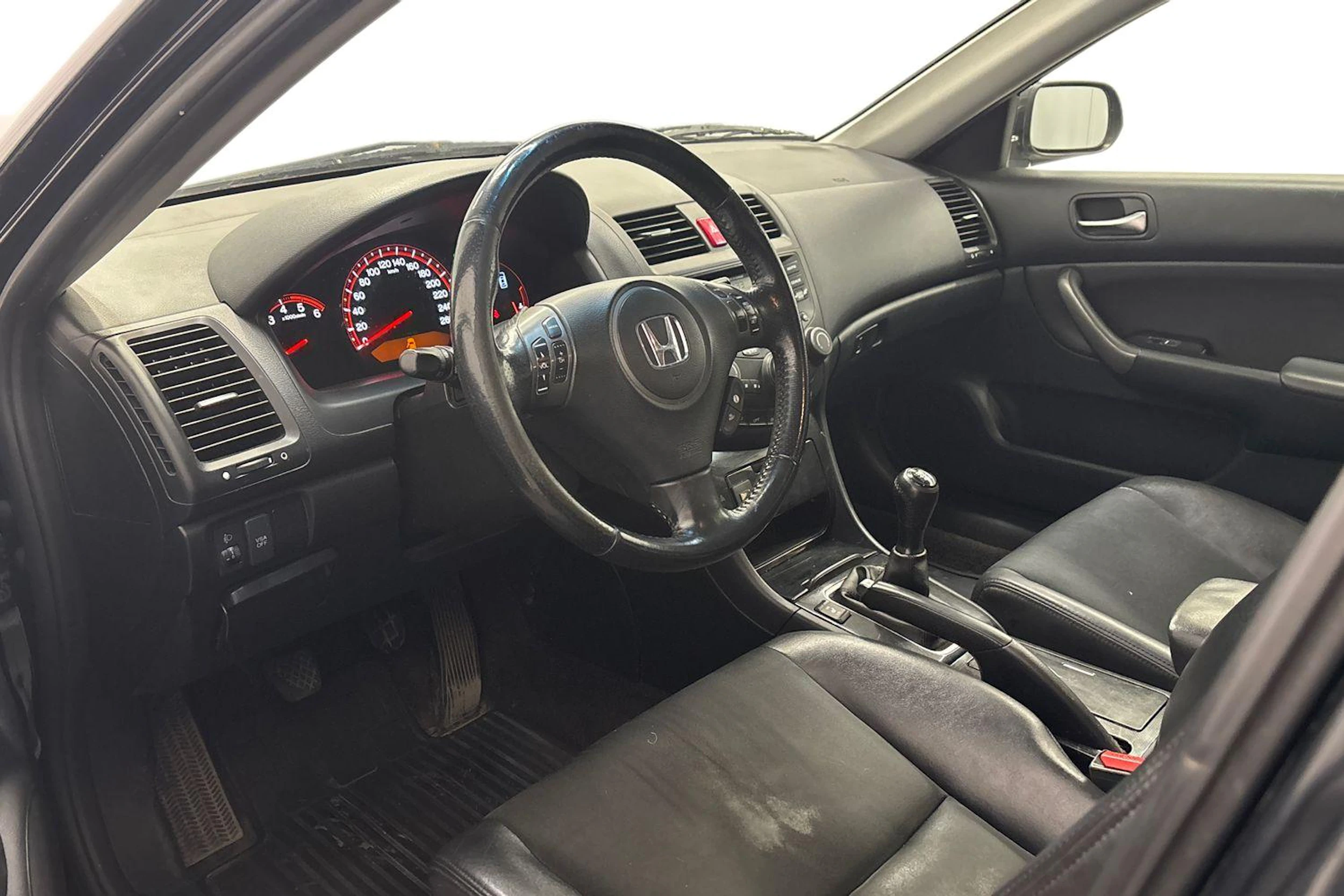 musta Honda Accord 2008 kuva 6.