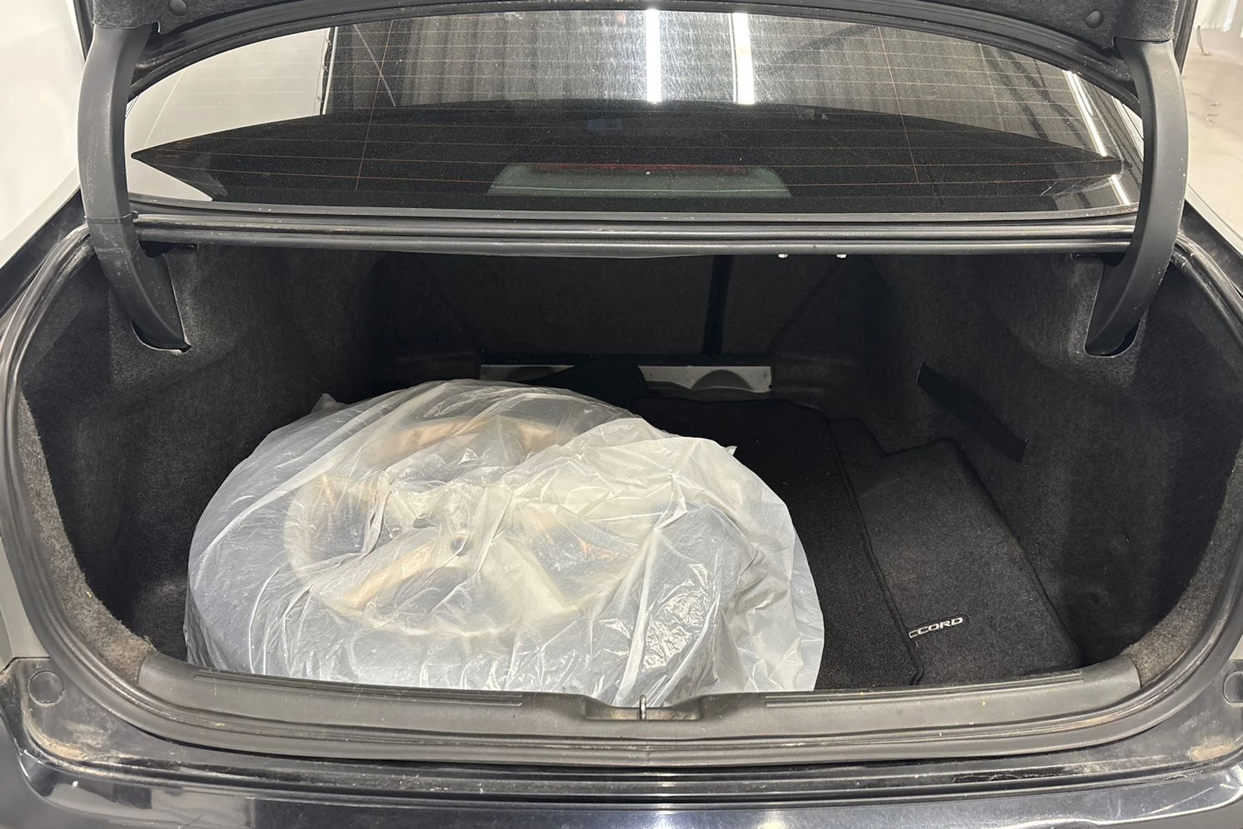 musta Honda Accord 2008 kuva 11.