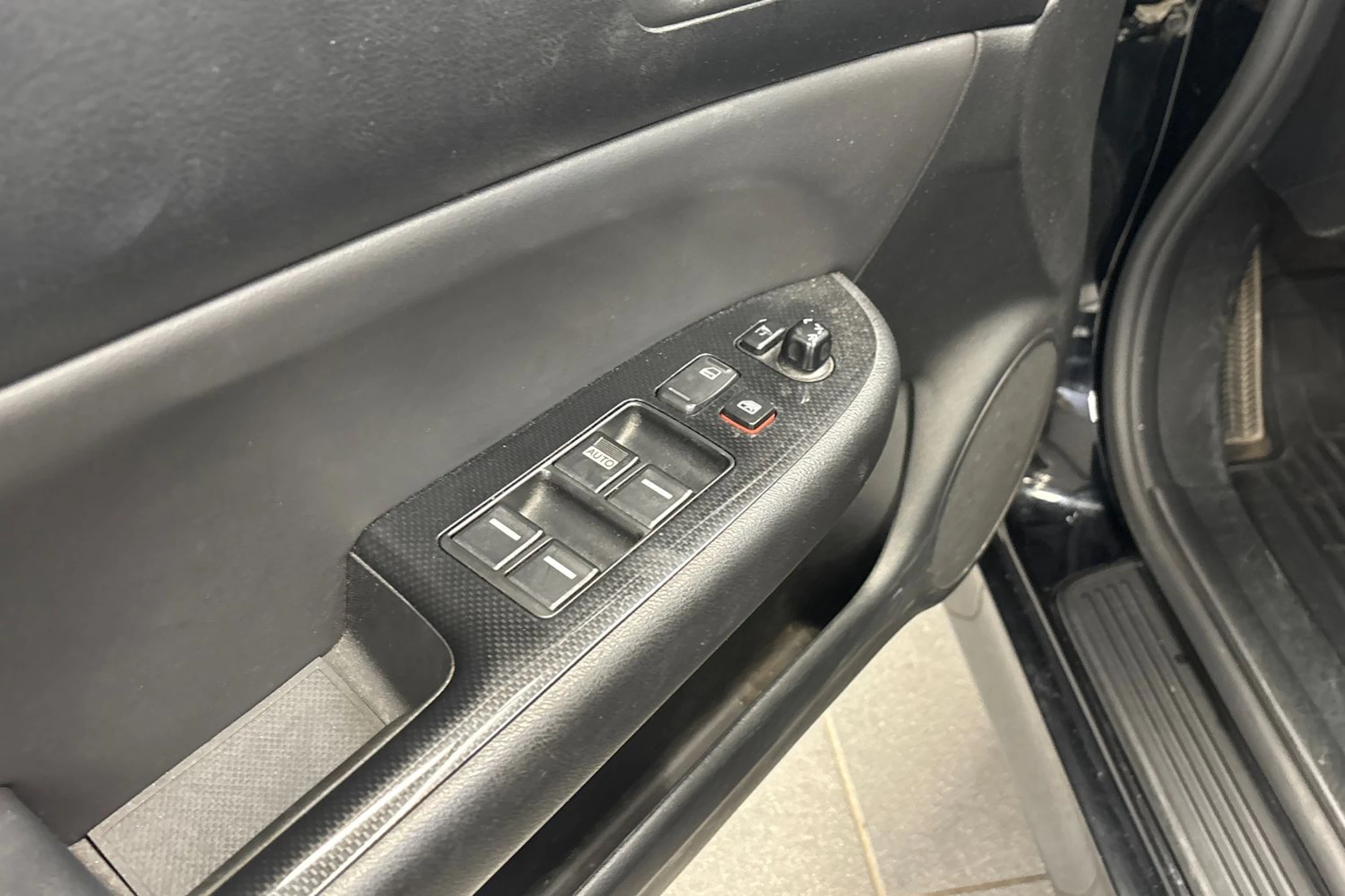 musta Honda Accord 2008 kuva 22.