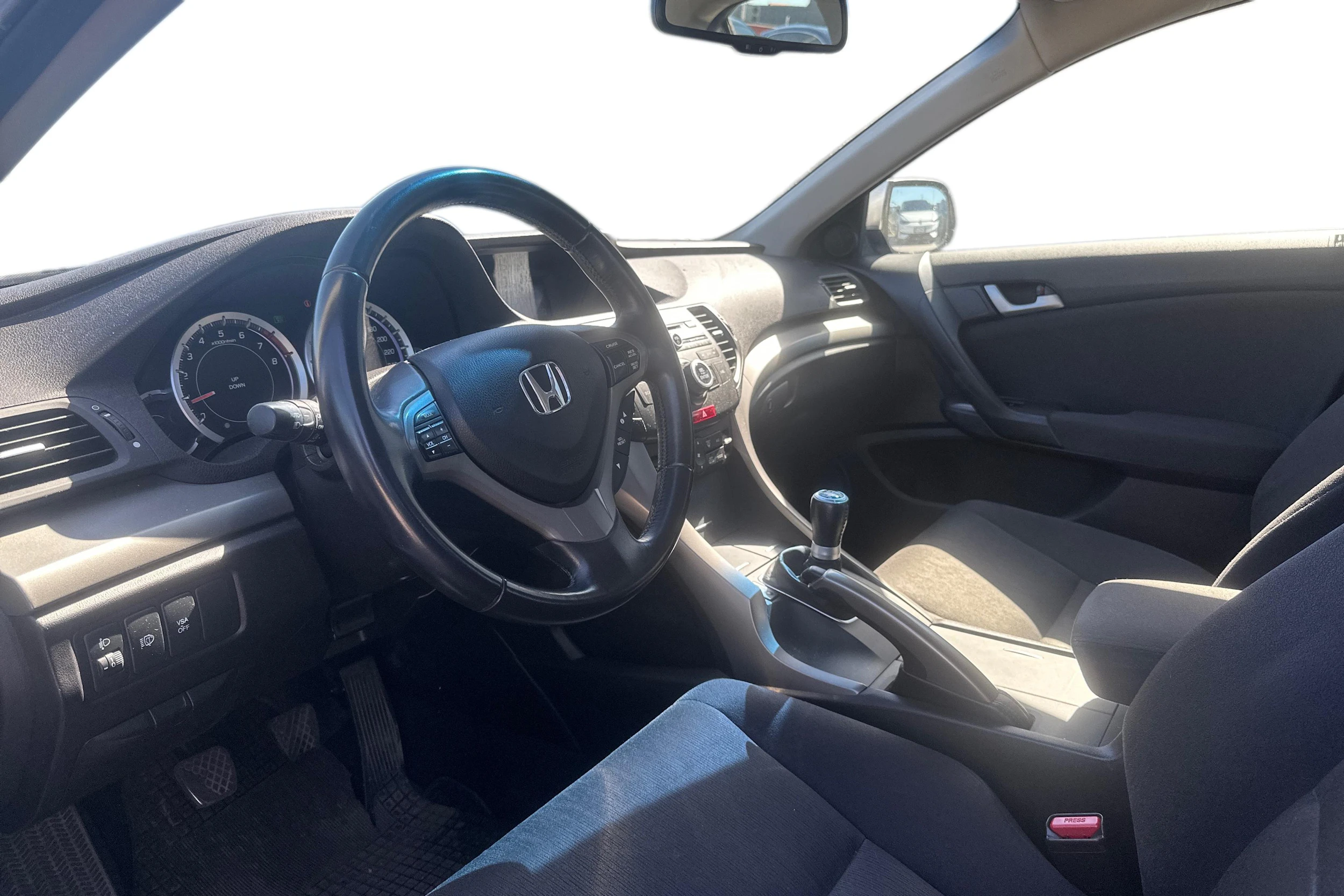 harmaa Honda Accord 2009 kuva 3.
