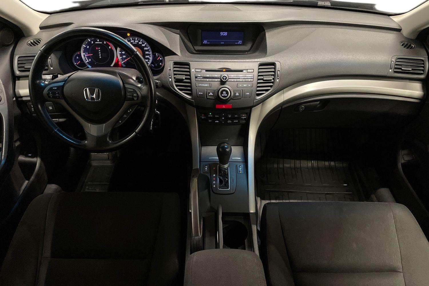 Honda Accord 2009, photo 7/22