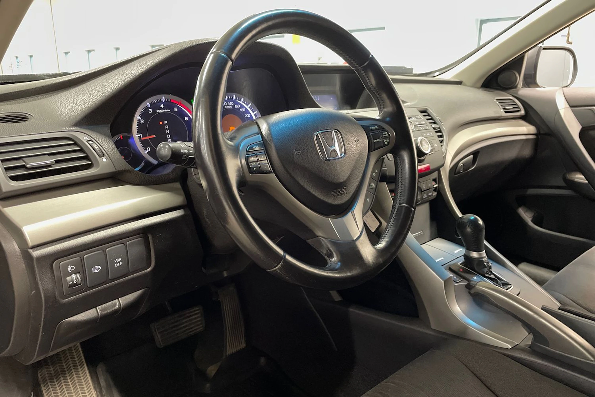 Harmaa Honda ACCORD 2009 kuva 20.