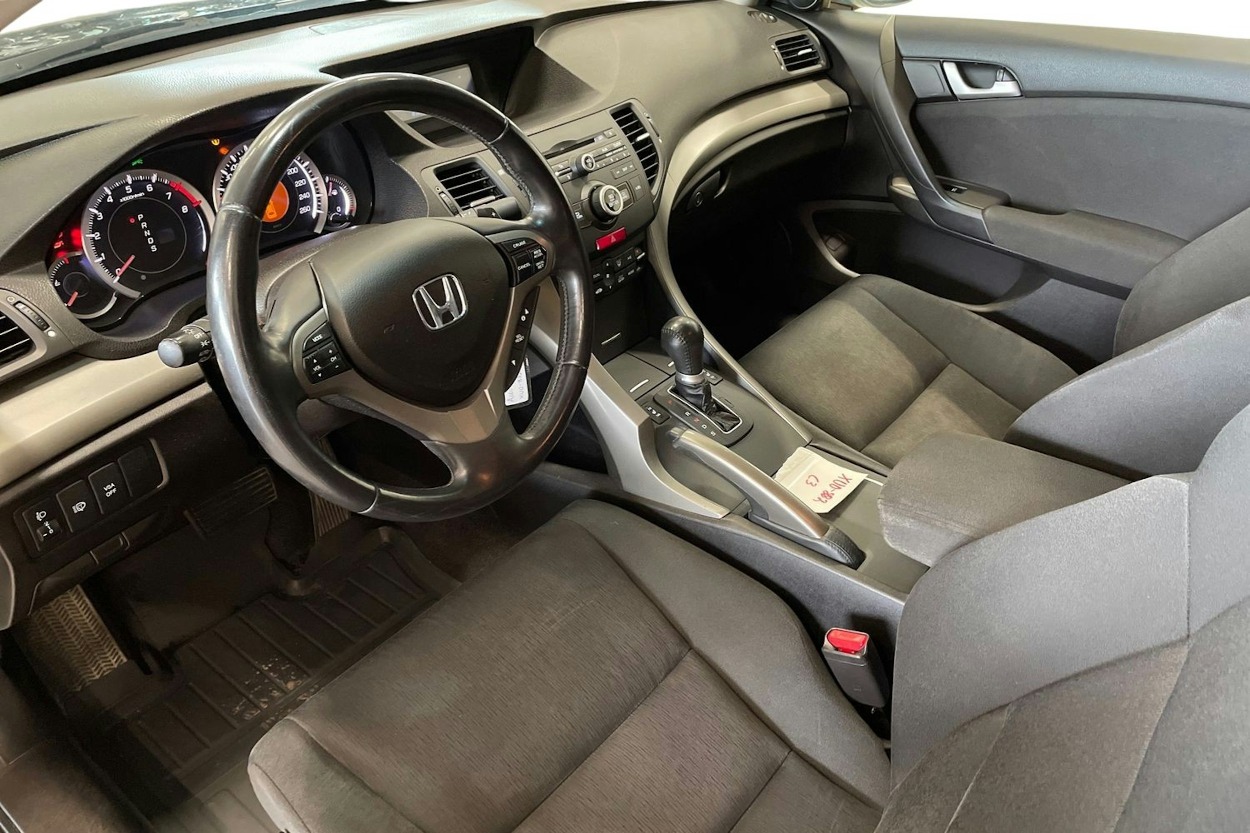 musta Honda Accord 2009 kuva 7.