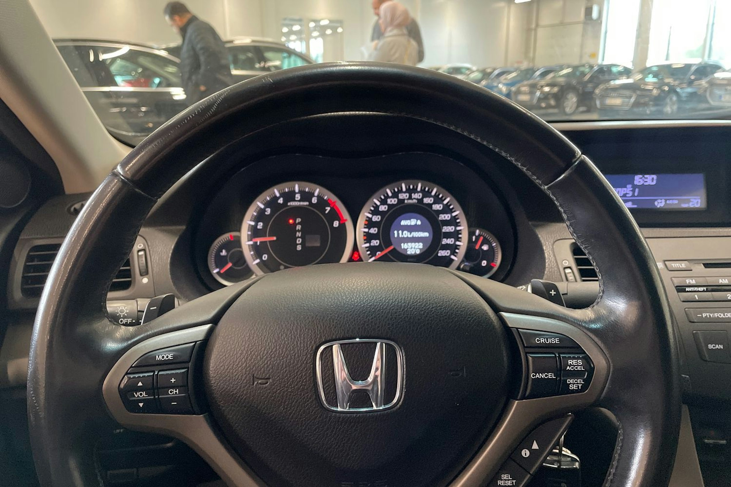 musta Honda Accord 2009 kuva 15.