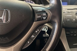 musta Honda Accord 2009 kuva 16.
