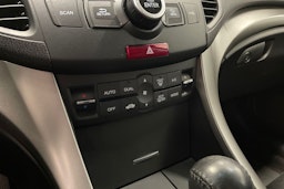 musta Honda Accord 2009 kuva 19.