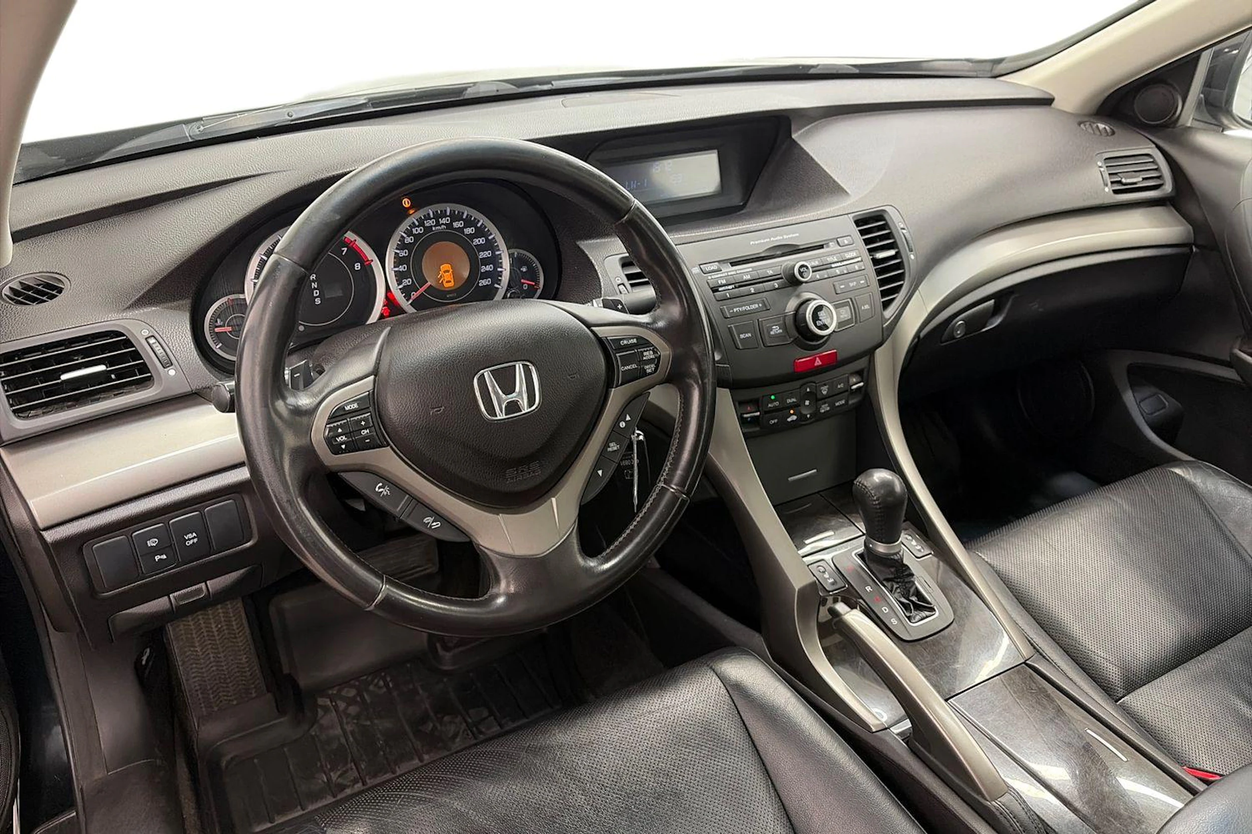 musta Honda Accord 2009 kuva 6.