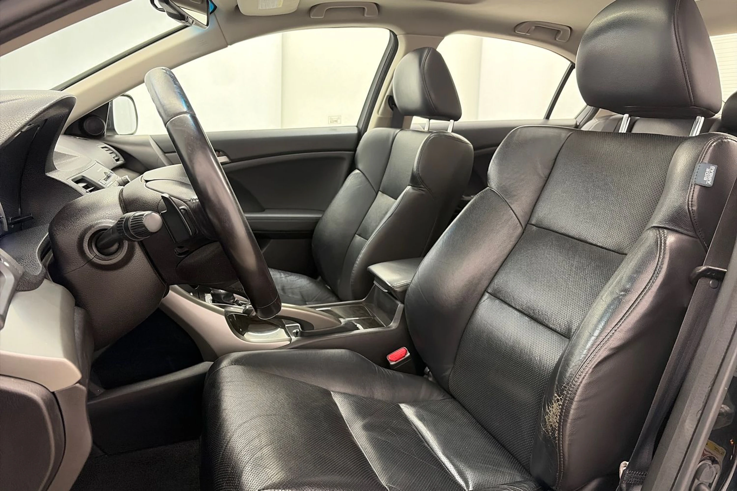 musta Honda Accord 2009 kuva 12.