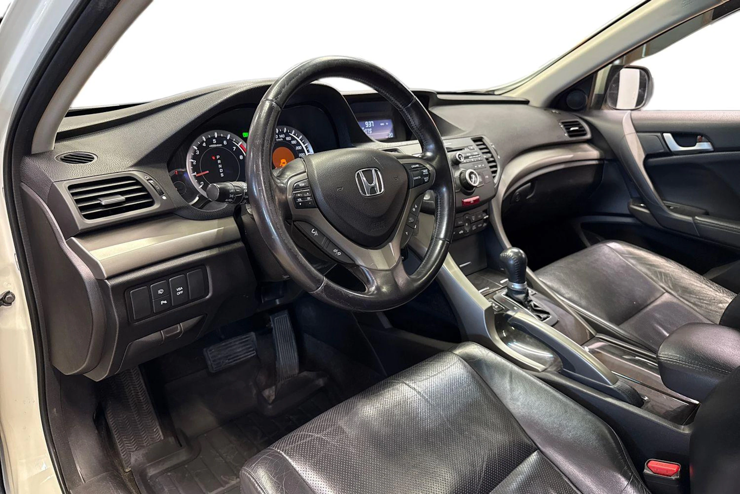 Valkoinen Honda ACCORD 2010 kuva 6.