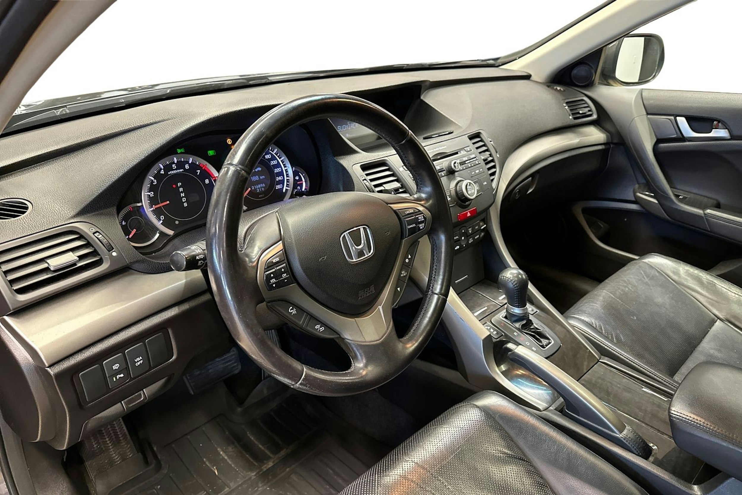 harmaa Honda Accord 2011 kuva 7.