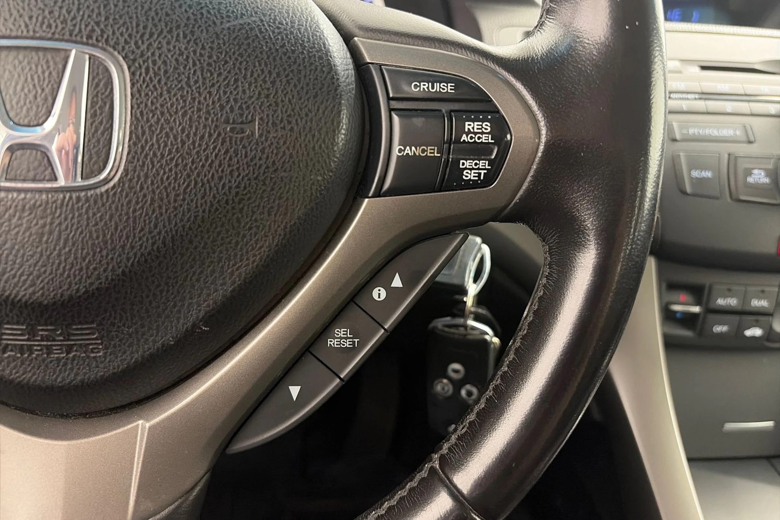 harmaa Honda Accord 2011 kuva 14.