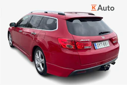 punainen Honda Accord 2012 kuva 2.