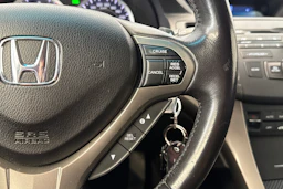 sininen Honda Accord 2011 kuva 22.