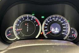 harmaa Honda Accord 2011 kuva 16.