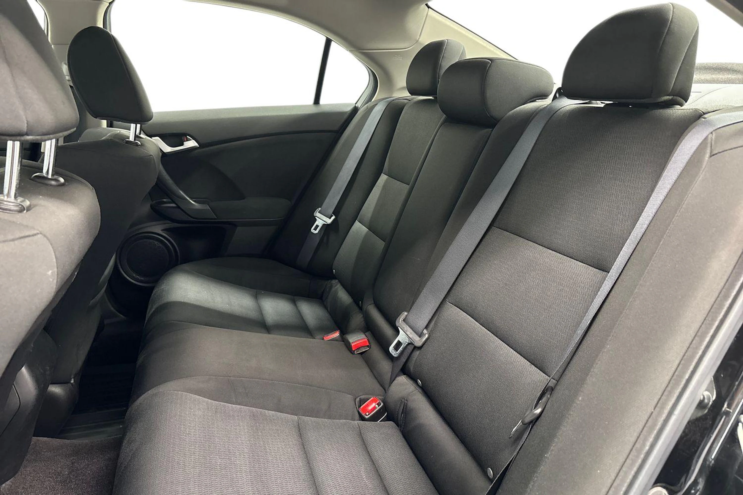 musta Honda Accord 2012 kuva 8.