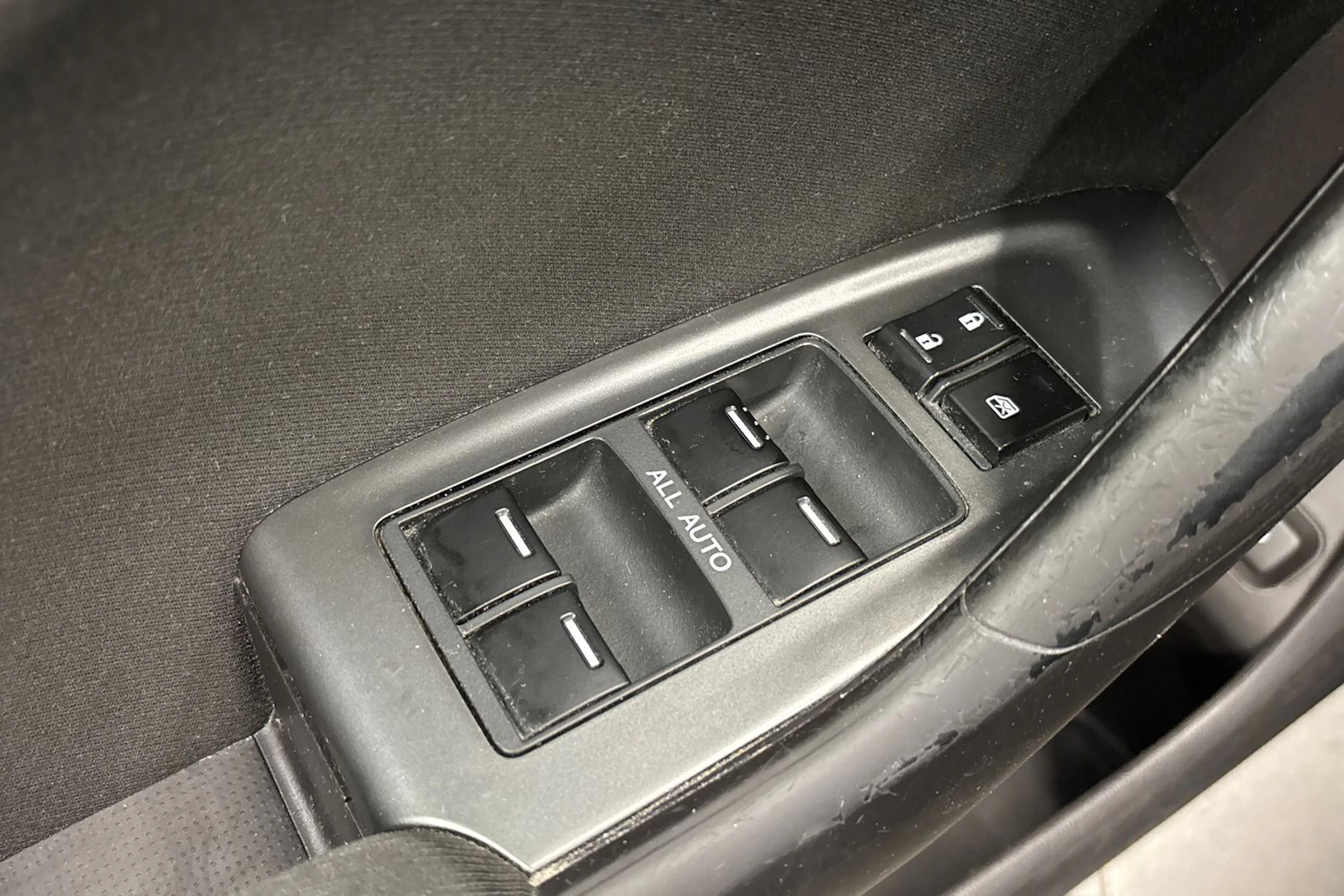 musta Honda Accord 2012 kuva 15.