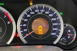 musta Honda Accord 2012 kuva 22.