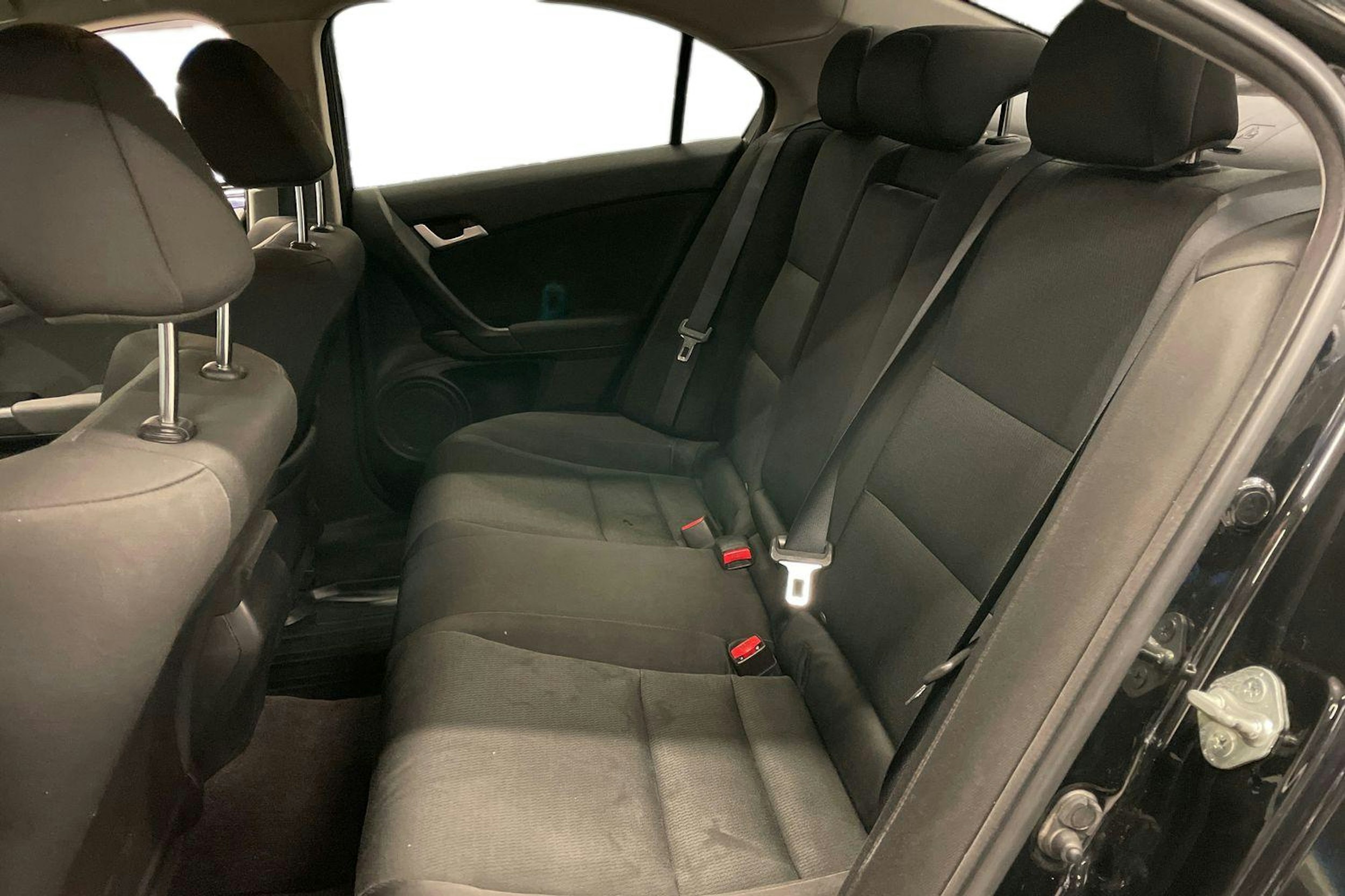 Musta Honda ACCORD 2012 kuva 10.