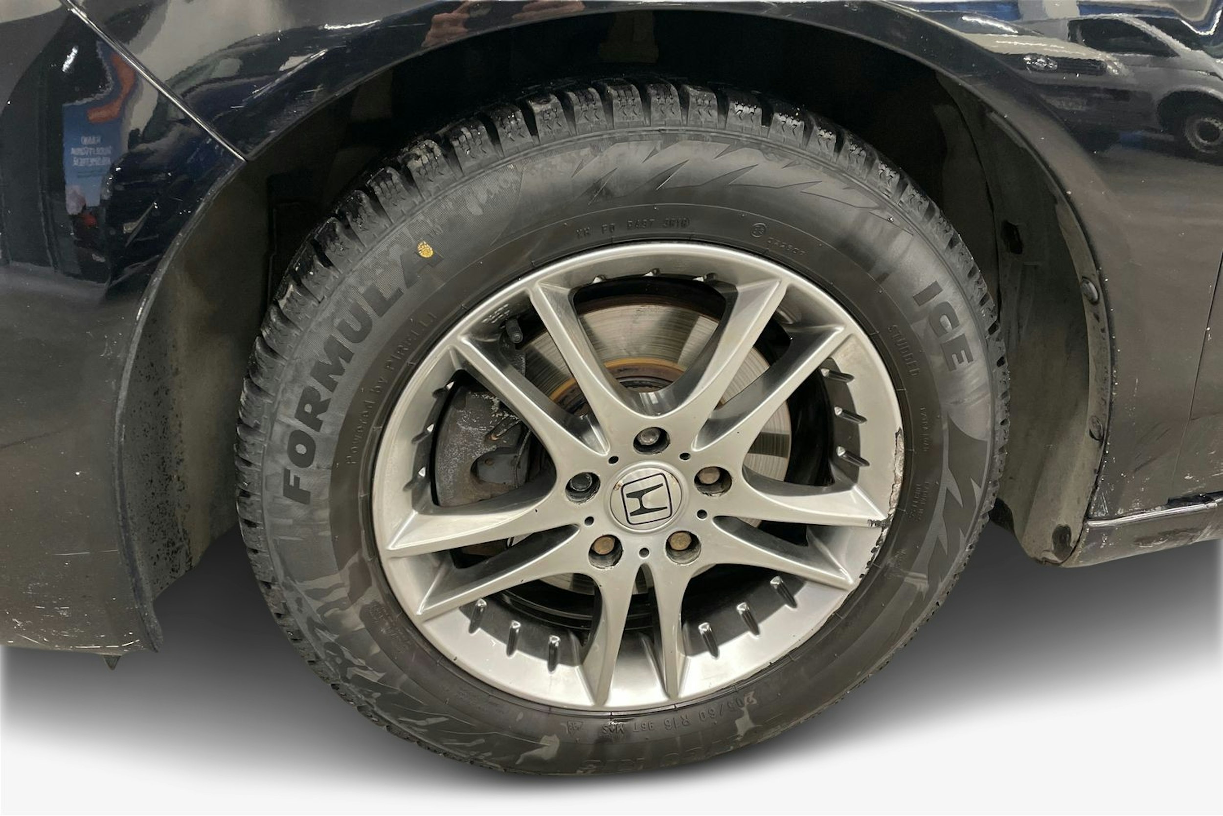 Musta Honda ACCORD 2012 kuva 11.