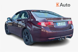 punainen Honda Accord 2012 kuva 2.