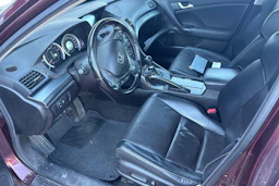 punainen Honda Accord 2012 kuva 3.