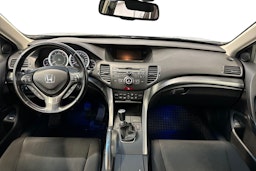 harmaa Honda Accord 2013 kuva 9.