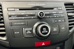 harmaa Honda Accord 2013 kuva 18.