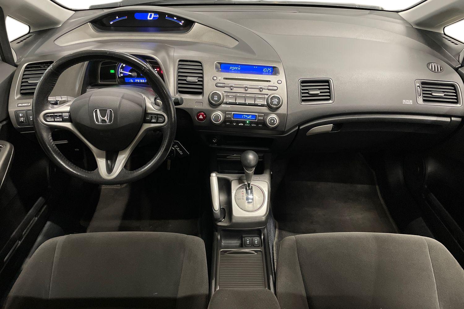 Honda Civic Sedan 1.8 Automaatti 2006, kuva 7/23
