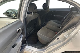 harmaa Honda Civic 2006 kuva 10.