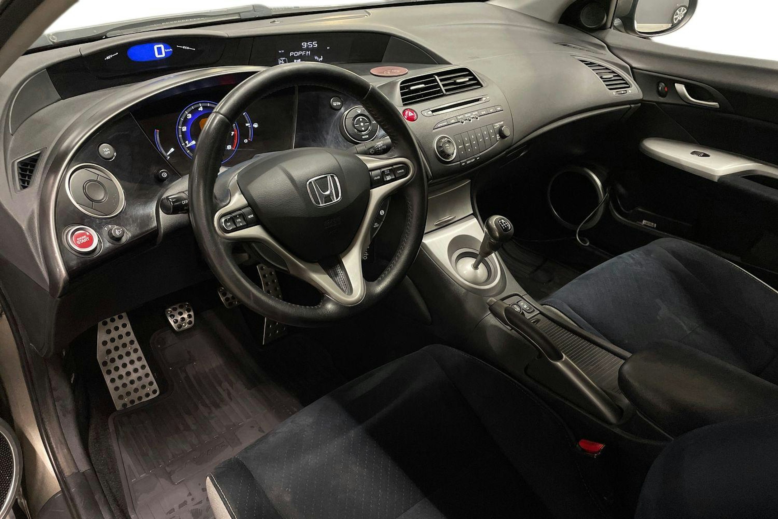 harmaa Honda Civic 2007 kuva 7.