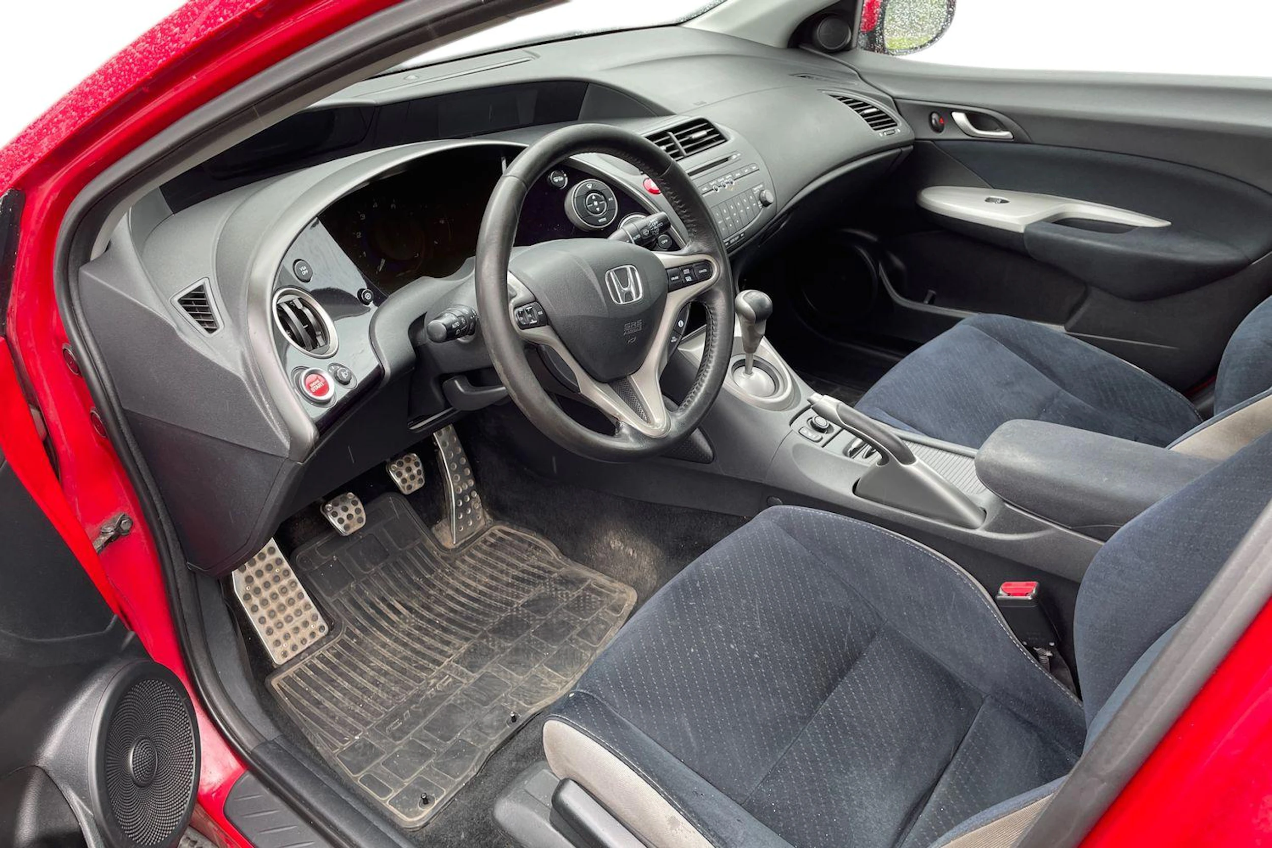 punainen Honda Civic 2007 kuva 3.