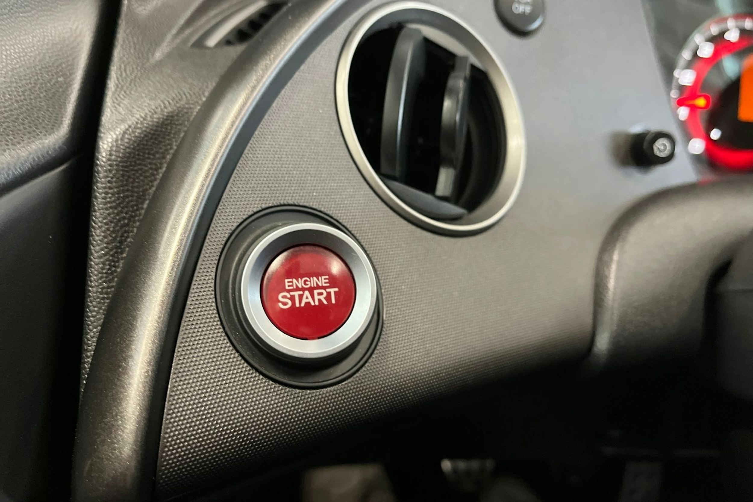 musta Honda Civic 2007 kuva 23.