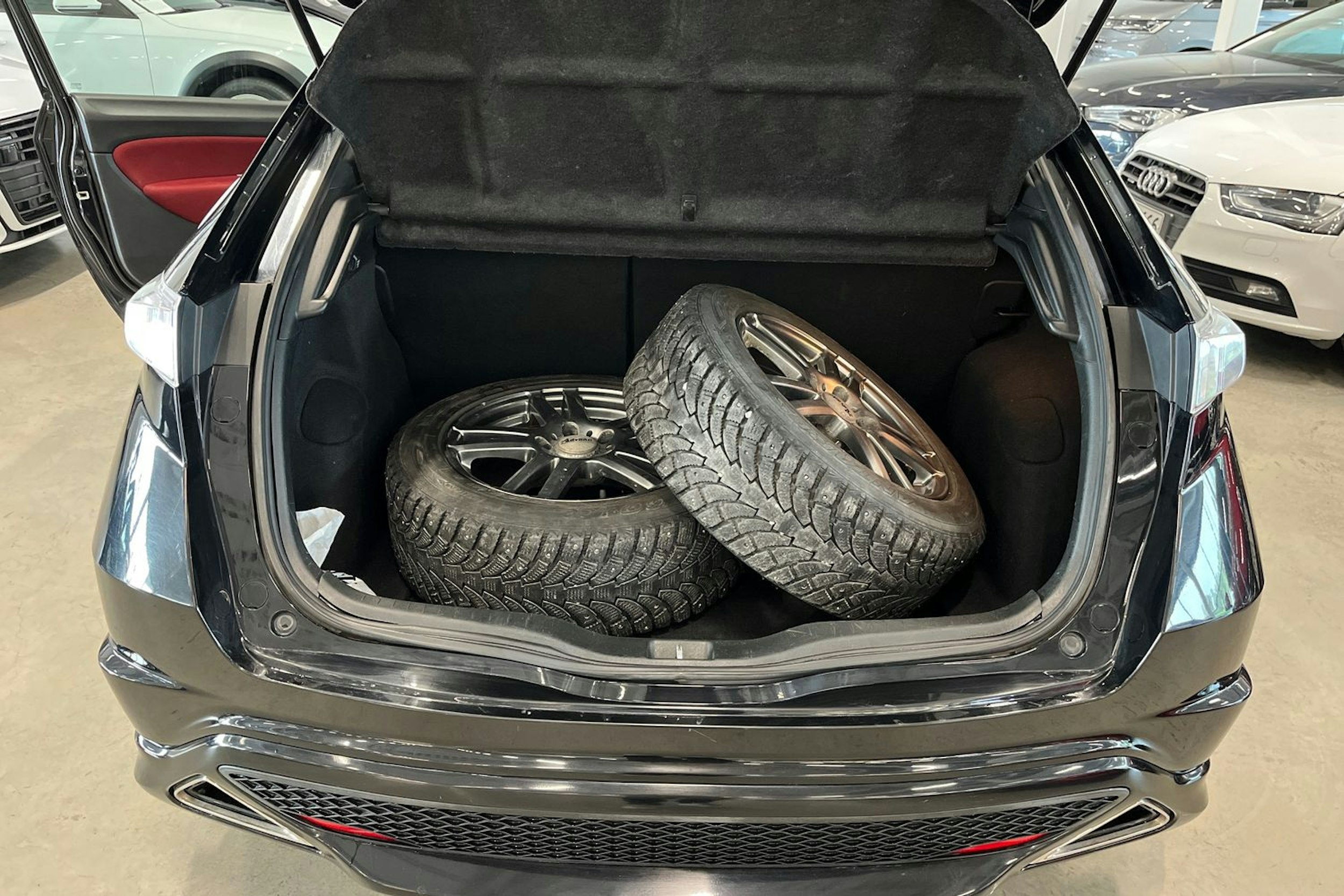 musta Honda Civic 2007 kuva 26.
