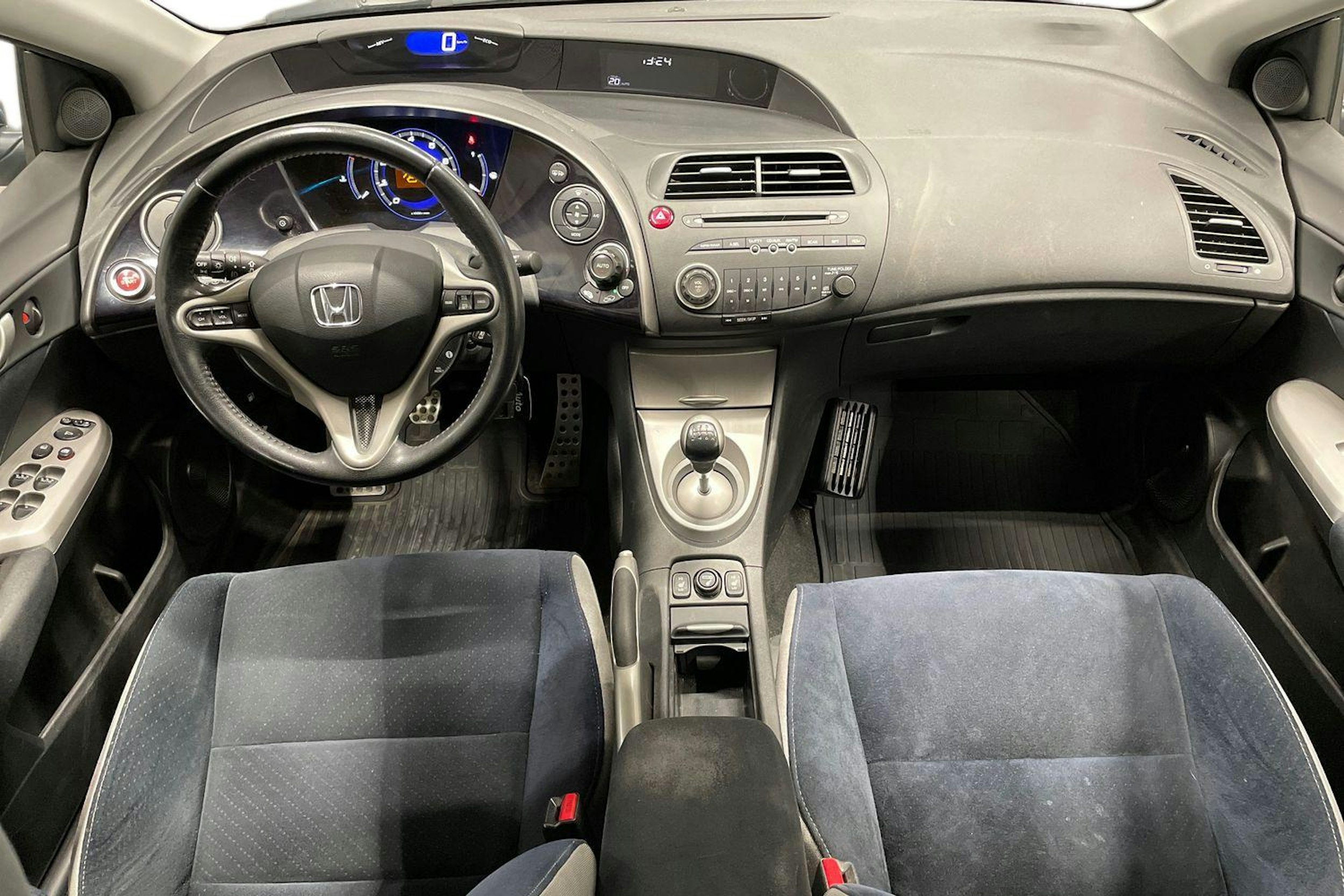 musta Honda Civic 2007 kuva 9.