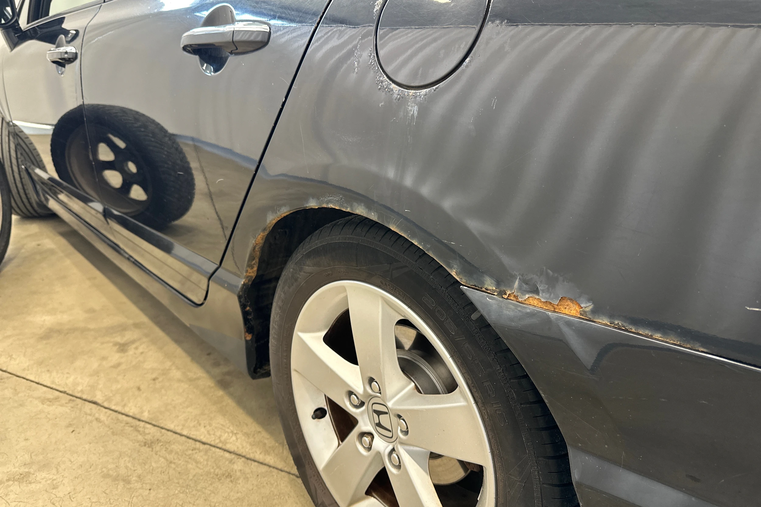 musta Honda Civic 2008 kuva 29.