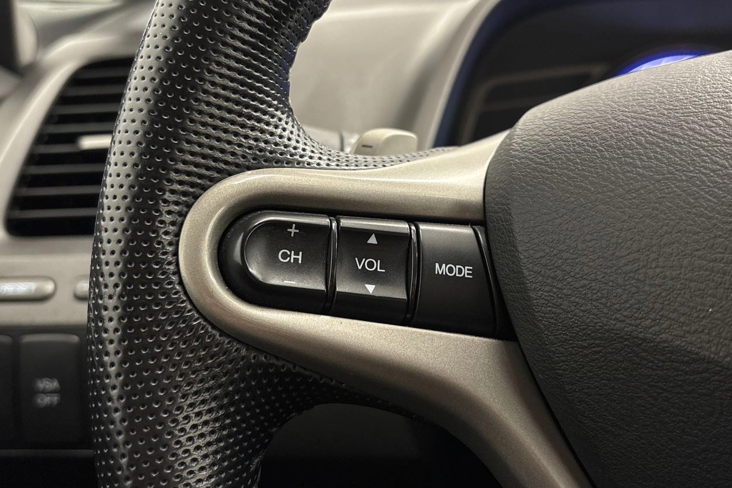 musta Honda Civic 2011 kuva 17.