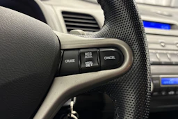 musta Honda Civic 2011 kuva 18.