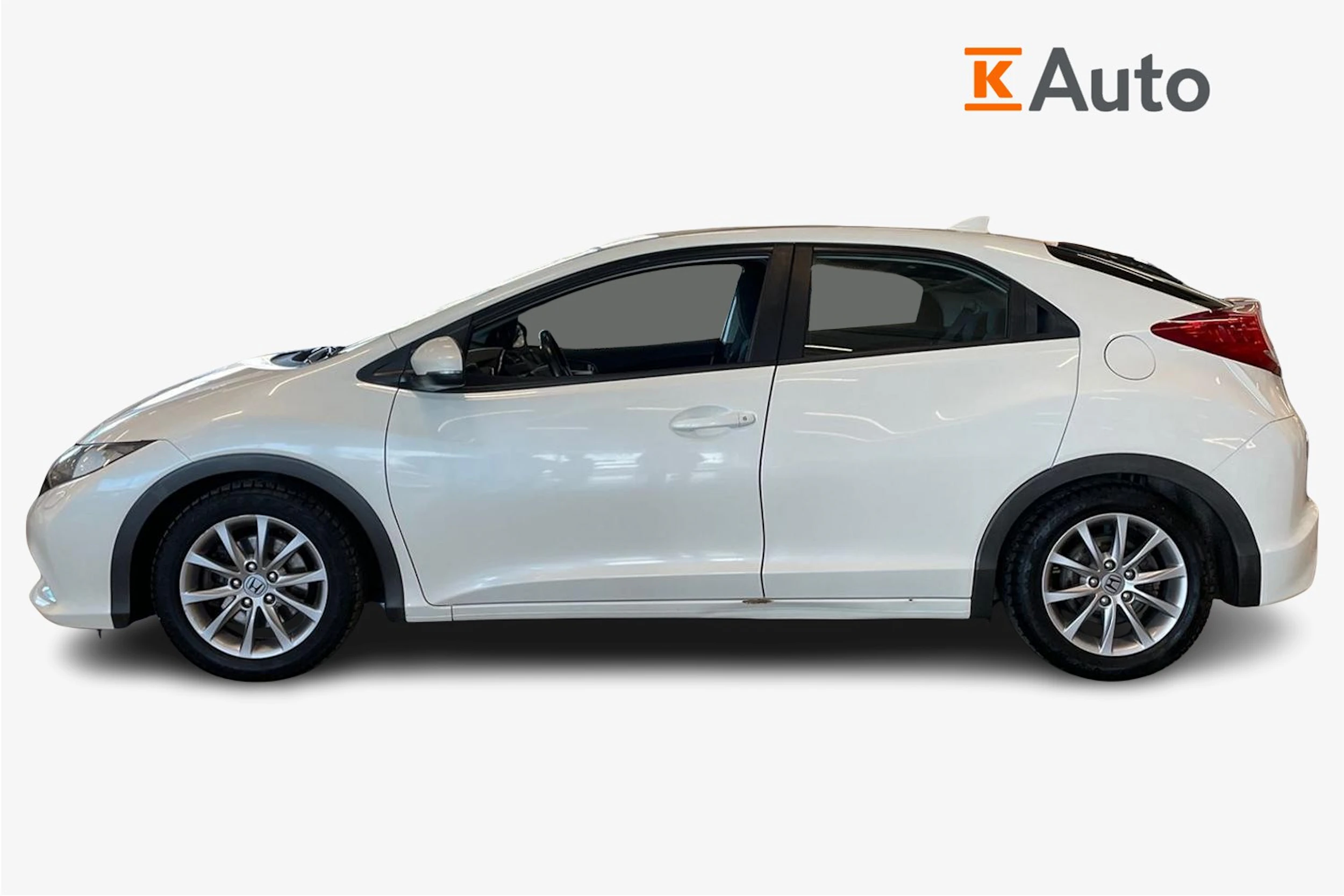 valkoinen Honda Civic 2013 kuva 5.