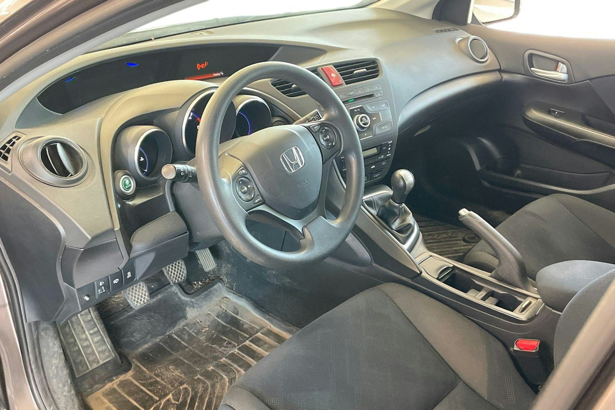 Ruskea (beige) Honda CIVIC 2013 kuva 3.