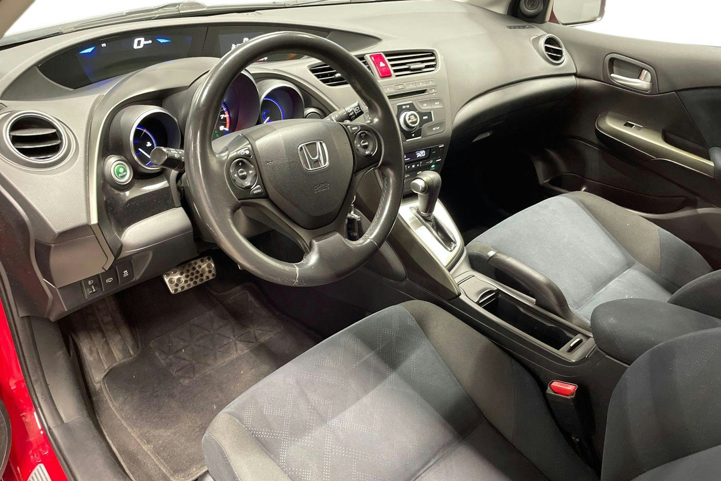 punainen Honda Civic 2013 kuva 7.