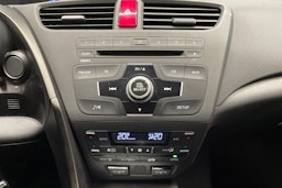 punainen Honda Civic 2013 kuva 18.