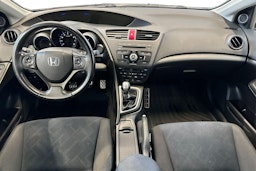 musta Honda Civic 2013 kuva 9.