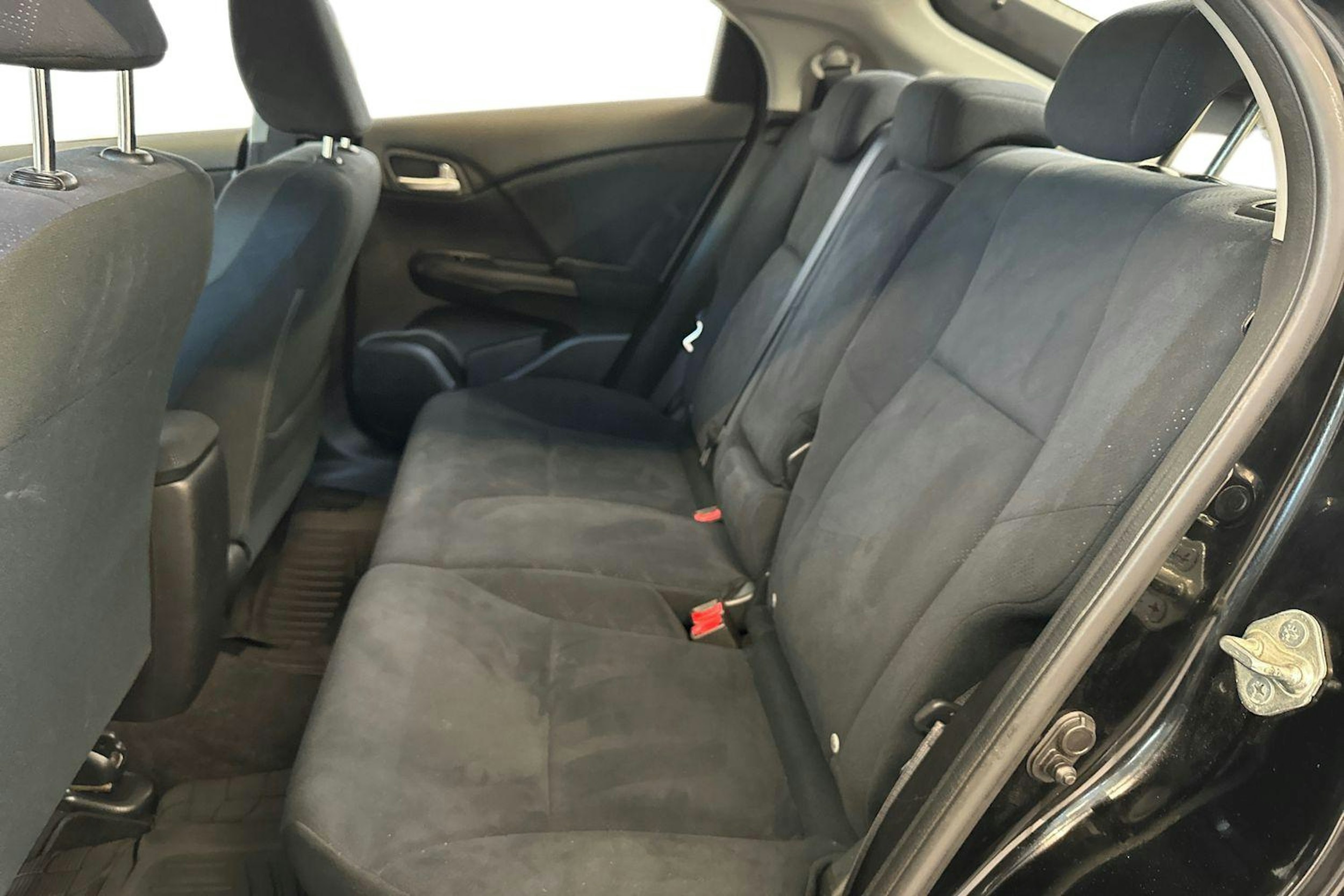 musta Honda Civic 2013 kuva 10.