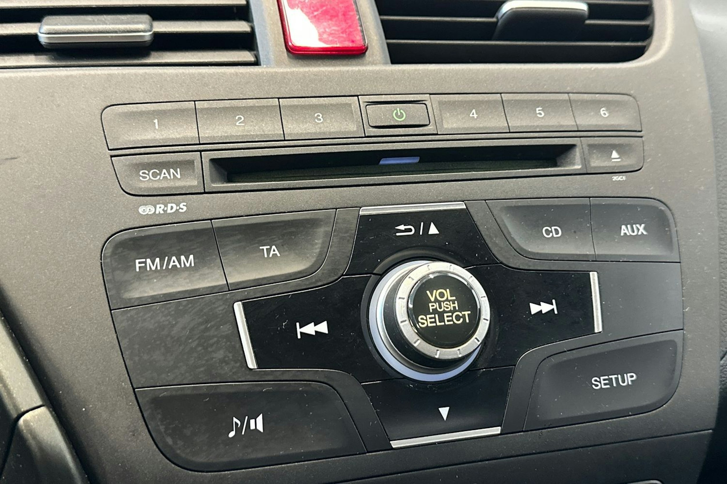 musta Honda Civic 2013 kuva 17.