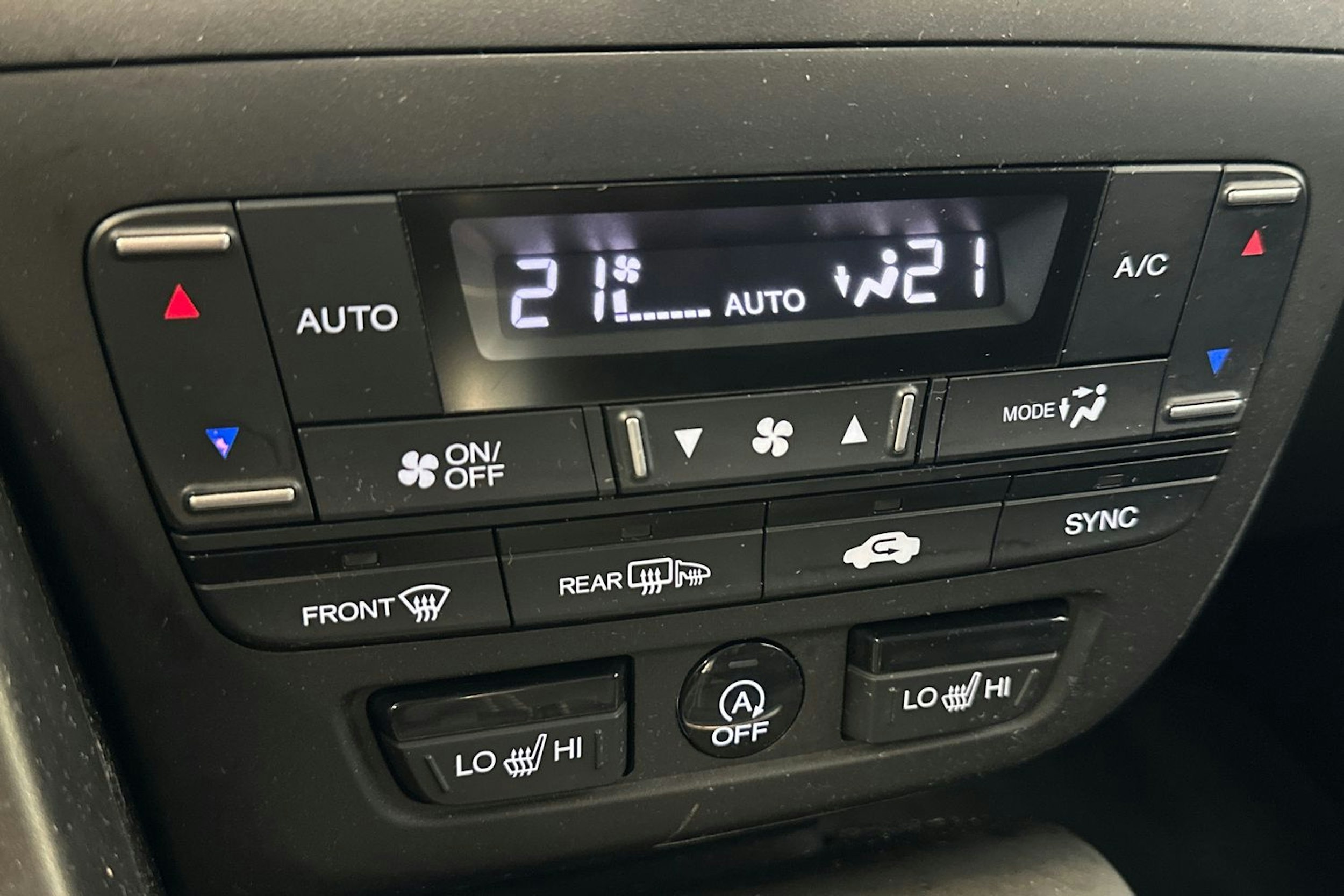musta Honda Civic 2013 kuva 18.
