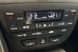 musta Honda Civic 2013 kuva 18.