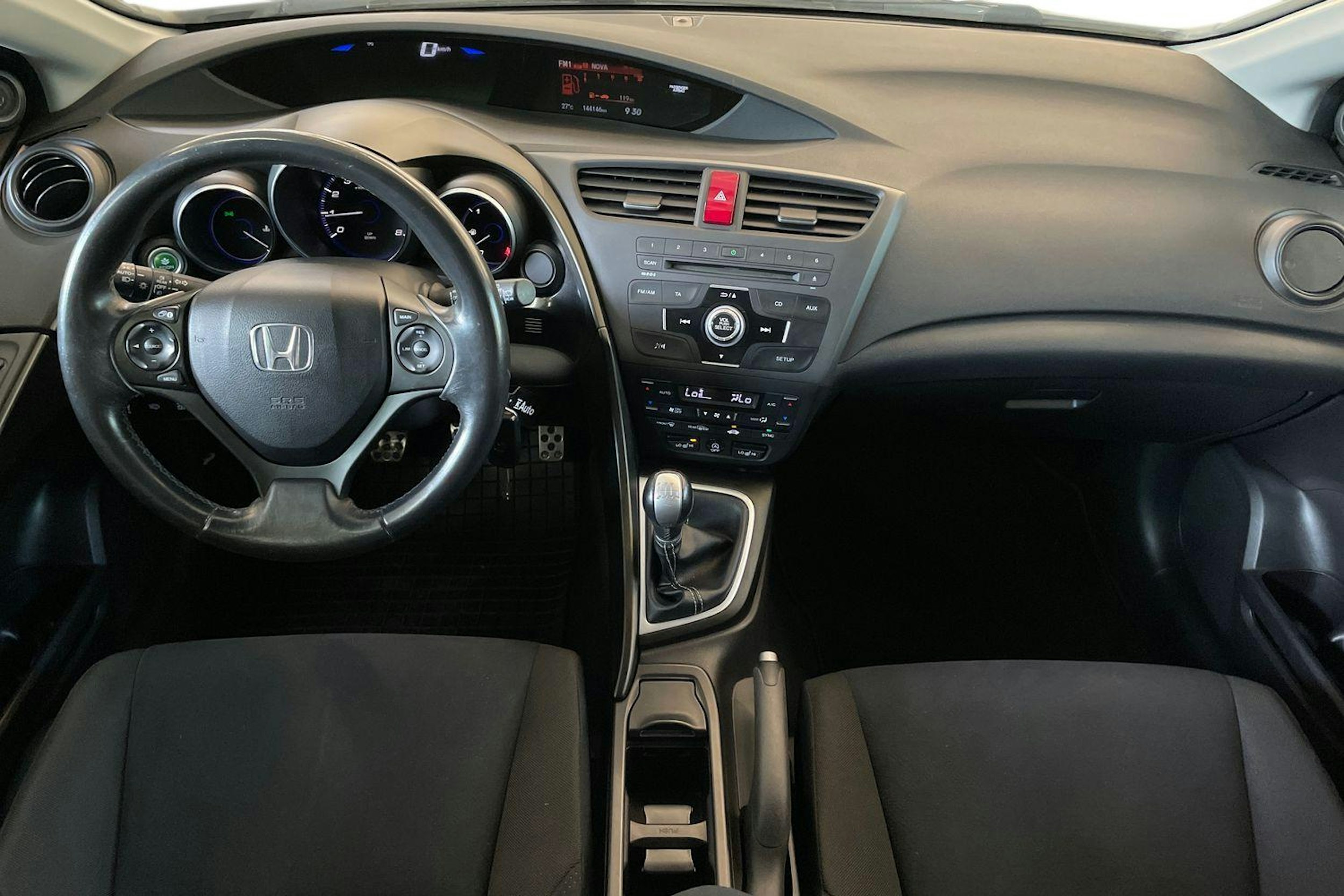 ruskea (beige) Honda Civic 2013 kuva 9.
