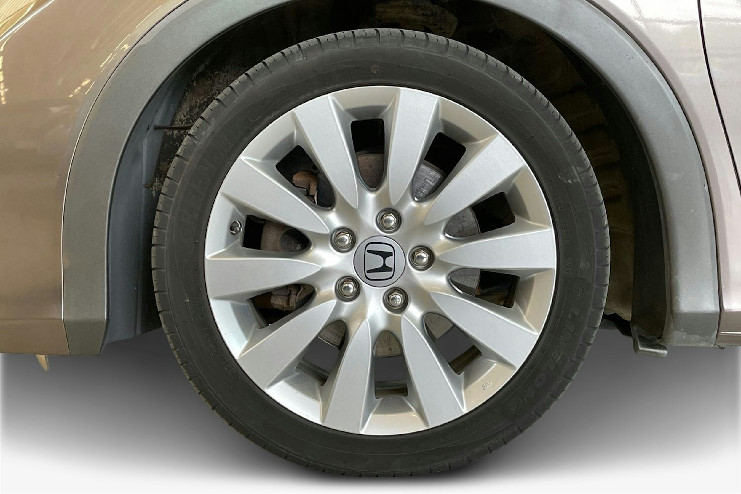 ruskea (beige) Honda Civic 2013 kuva 11.