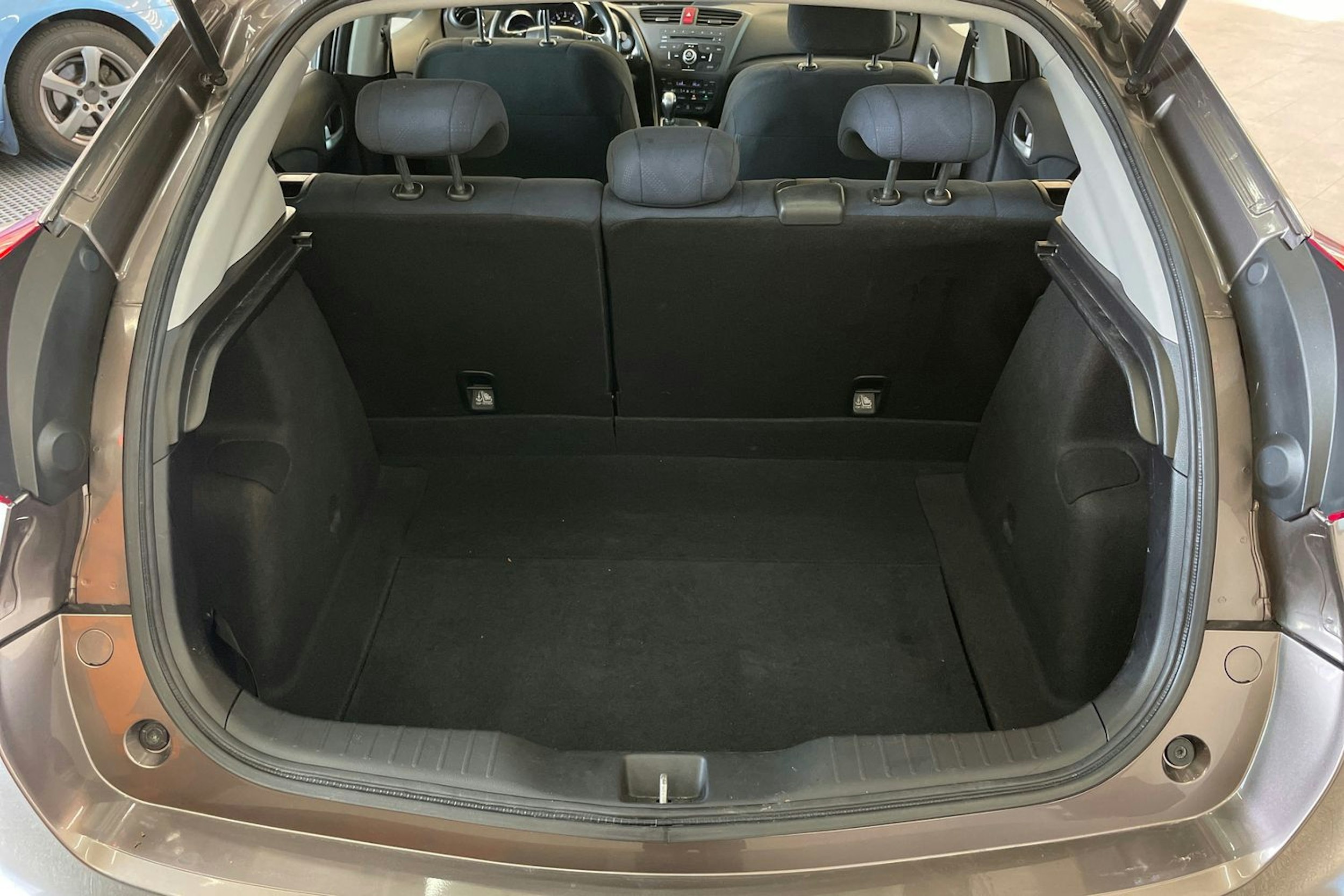 ruskea (beige) Honda Civic 2013 kuva 24.