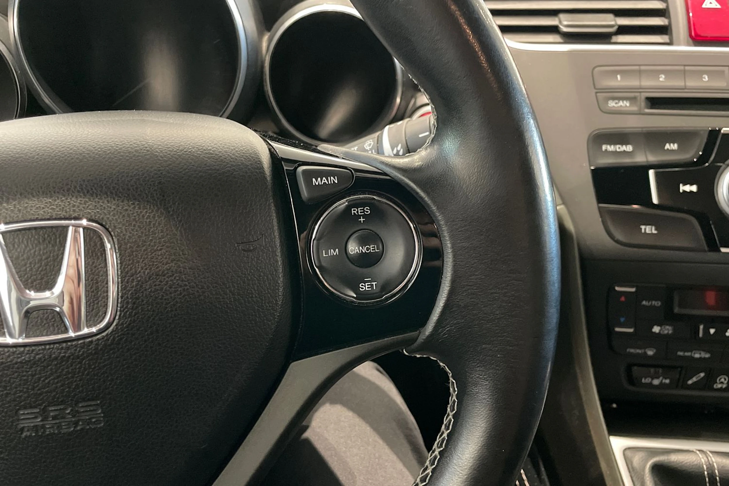 Harmaa Honda CIVIC 2015 kuva 12.